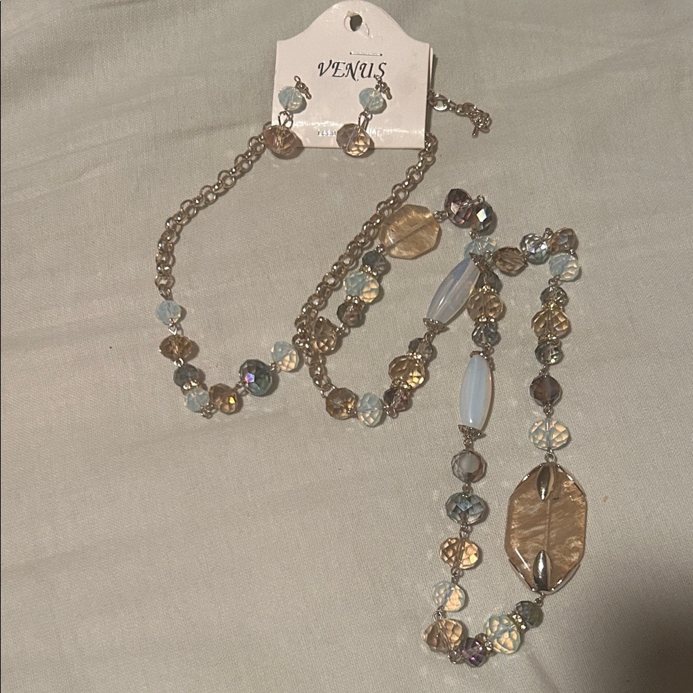 VENUS Elegant Gold and Silver Beaded Necklace/Earring Set